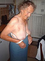 9 Old Women Sex pic
